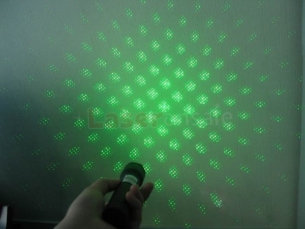 緑色レーザー懐中電灯 建築用レーザー指示棒