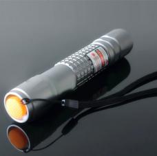 強力200mWレーザーポインター　防水レッドレーザー懐中電灯 タバコ、マッチを点す可能　人気販売