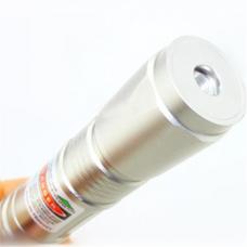 充電式赤色レーザーポインター　2000mWレッドレーザー懐中電灯　高性能　安全性高　ポイントマッチやタバコ　